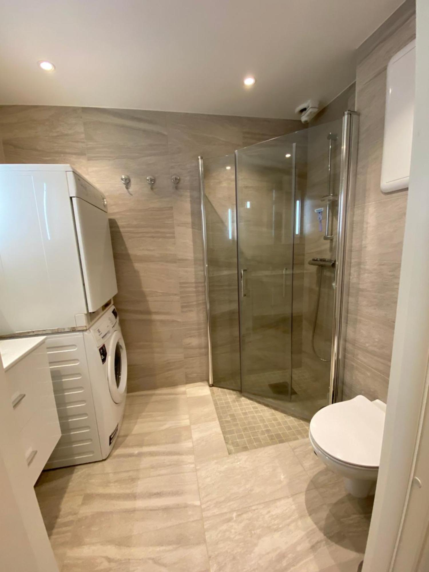 Modern Apartment With Free Parking Bergen Esterno foto