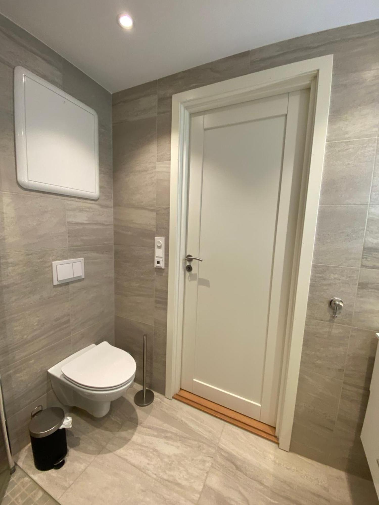 Modern Apartment With Free Parking Bergen Esterno foto
